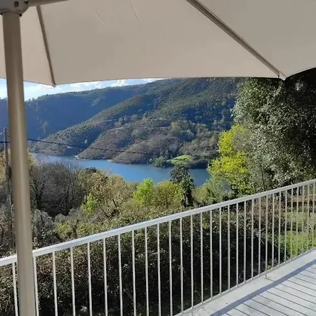 別荘 Cozy House With View In